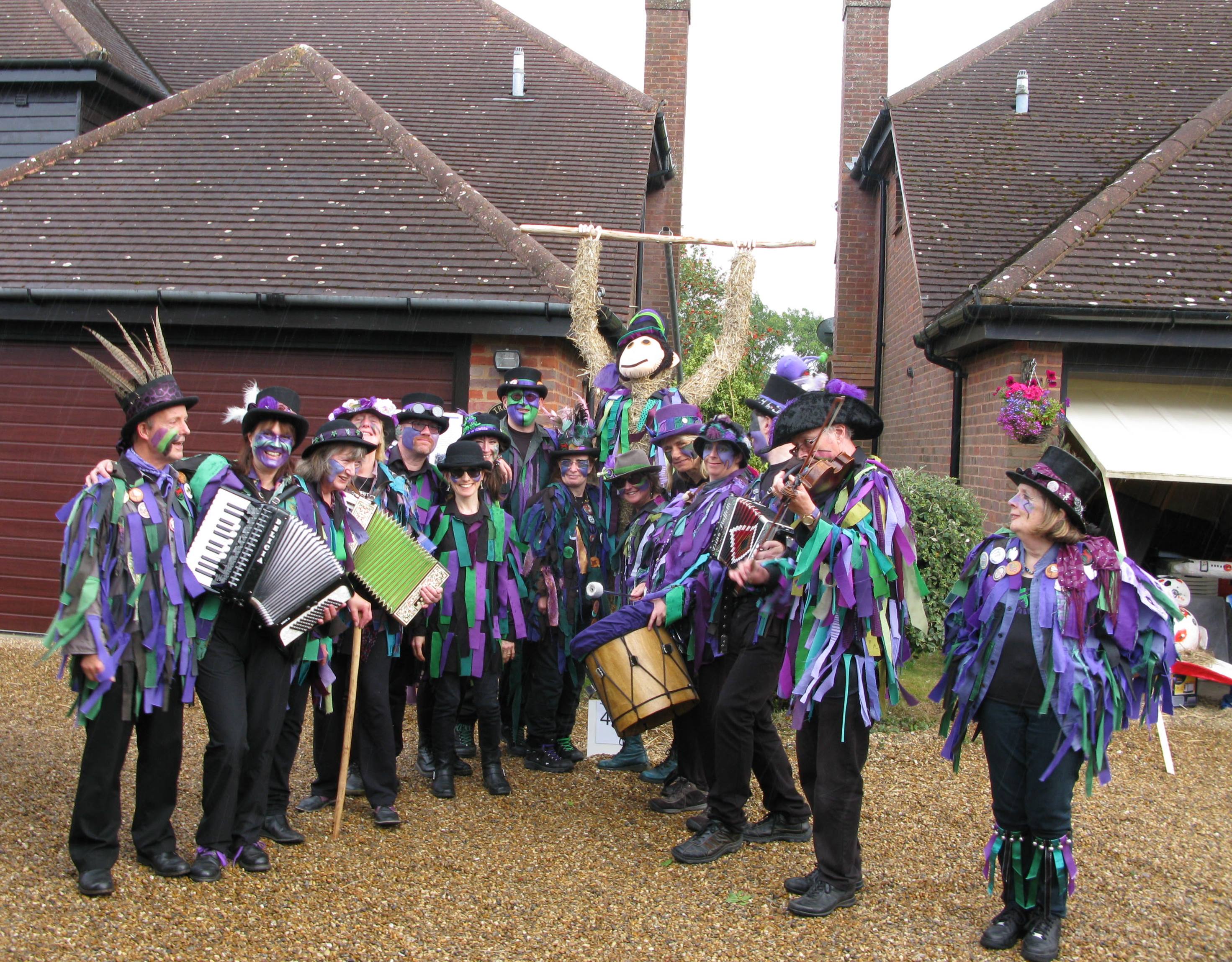 1_Worcester-Monkey-scarecrow-2016-with-Brood